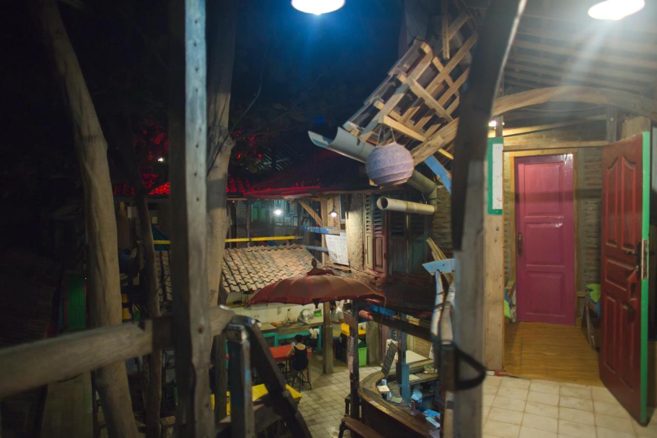ギリ・トラワンガン Gili La Boheme Sisterホステル エクステリア 写真